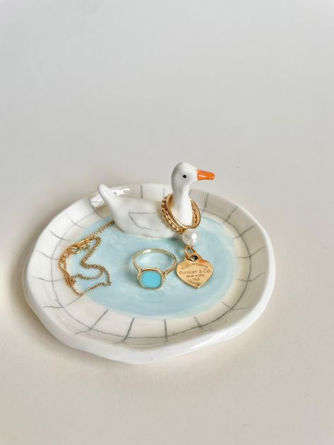 Duck Pond Jewlery Dish - Etsy Jewelry Dish With Ring Holder, Cute Things To Do With Sea Shells, Cute Jewelry Tray, Jewelry Stand Ceramic, Jewellery Trinket Dish, Air Clay Trinket Dish, Ceramic Painting Jewelry Dish, Practical Clay Ideas, Seashell Trinket Dish