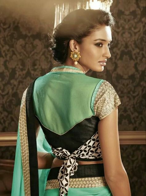 Might not do the tie-bow tho...otherwise very lovely back design... Blawuj Dijain New, Blouse Styles For Saree, Photograph Collage, Latest Saree Blouses, Chiffon Blouses Designs, Saree Blouse Design, Blouse Desings, Blouse Necklines, Saree Blouse Styles