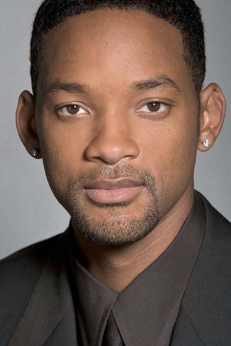 Will Smith- despite the fact that he now tries to foist his much less talented children on us. I don't always agree with him. However, he earned everything he has, speaks like an educated man, and has talent as both an actor and music man. Oh, and he's not in the tabloids constantly for behaving like an idiot. Will Smith And Family, After Earth, Black Actors, Celebrity Portraits, Movie Film, Oprah Winfrey, Film Director, American Dream, Famous Faces