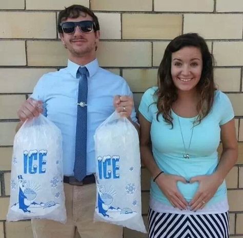 Super cute way to tell your expecting!!  Ice Ice Baby Baby Announcements, Fun Pregnancy Announcement, Creative Pregnancy Announcement, Funny Pregnancy Announcement, Shower Bebe, I'm Pregnant, Pregnancy Humor, Ice Ice Baby, Baby Reveal