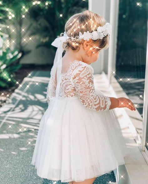 Flower Girl Baby Dress, Baby Dress Wedding, Baby Wedding Outfit, Baby In Wedding Dress, Flower Girl Dress Baby, Giselle Dress, Flower Girl Dresses Vintage, Baby Lace Dress