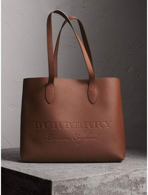 $750, Burberry Large Embossed Leather Tote. Very Large!!! #bags #handbags #bolsa #style #womensfashion #mystyle #affiliatelink #shopstyle #totebag #totesshoppers #shoulderbag #burberry Burberry Handbags, Vintage Doctor, Doctor Style, Sacs Design, Bags Online Shopping, Handbags Black, Handbag Vintage, Minimalist Bag, Beautiful Handbags