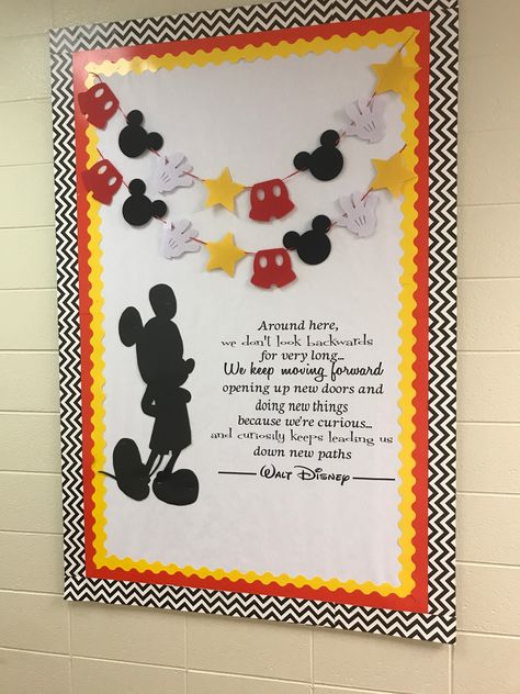 Mickey Bulletin Board Mickey And Minnie Classroom Decorations, Mickey Bulletin Board Ideas, Mickey Mouse Bulletin Board Ideas Classroom Themes, Mickey Mouse Christmas Bulletin Board, Mickey Mouse Halloween Bulletin Board, Disney Math Bulletin Boards, Fall Disney Bulletin Board Ideas, Mickey Bulletin Board, Disney Preschool Classroom Decor