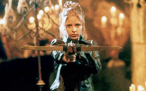 10 Surprising Ways 'Buffy The Vampire Slayer' Influenced Modern Culture - Listverse Joss Whedon, Summer Outfits Minimalist, Buffy Summers, Famous Musicians, Loyal Friends, Story Arc, Buffy The Vampire, 20th Century Fox, Buffy The Vampire Slayer