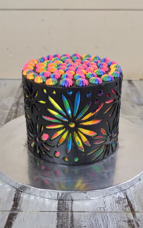 Neon Birthday Cakes, Bolo Neon, Neon Cakes, Art Cake, Magic Cake, Rainbow Flower, Scratch Art, Savory Cakes, Colorful Cakes