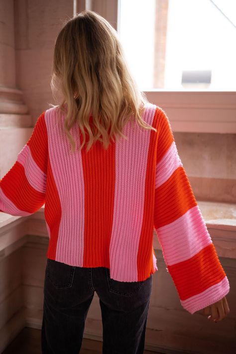Pink and Orange Masson Sweater - One Size Summer Outfit Ideas Colorful, Retro Color Outfit, Funky Fresh Outfits, Bright Winter Color Outfits, Super Colorful Outfits, Pink And Orange Sweater, Winter Time Outfits, Colorful Work Wear, Pink Outfit Inspo Casual
