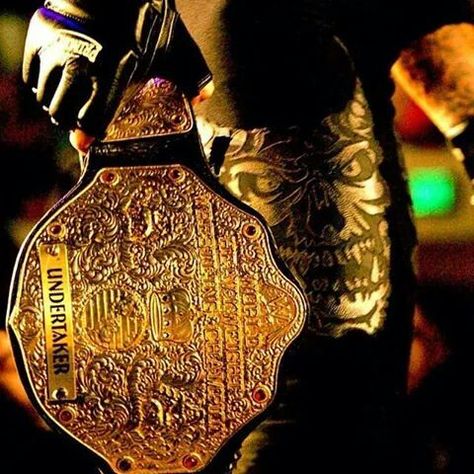 Mark Calaway, Wwe Belts, The Last Ride, Undertaker Wwe, Championship Belt, Wrestling Posters, The Undertaker, World Heavyweight Championship, Lucha Underground