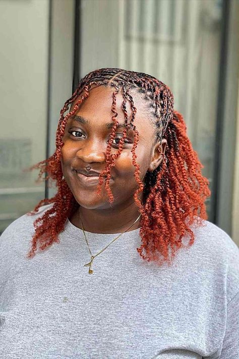 Red-Orange Micro Twists for Medium Hair Short Braided Twists, Spiral Micro Twist, Kiki Braid Hair Styles, Recent Hairstyles For Black Women, Short Hairstyles With Extensions, Styles For Micro Twist, Red Mini Twists Natural Hair, Black Women With Hair Color, Braiding Hair Extensions Styles