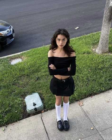 High Socks Sneakers Outfit, Ingenue Essence Outfits, Knee Socks Outfits, Long Socks Outfit, Knee High Socks Outfit, Shoulder Tops Outfit, Off The Shoulder Top Outfit, High Socks Outfits, Skirt Outfits Aesthetic