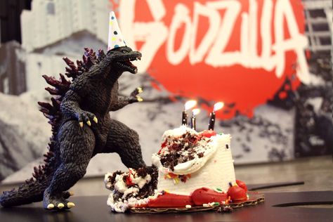 Godzilla birthday Godzilla Party, Godzilla Birthday Party, Godzilla Movie, Godzilla Birthday, 1 Happy Birthday, Kong Godzilla, 5th Birthday Party Ideas, Birthday Dates, Funny News