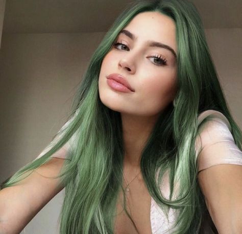 Kimberly Reed Royal Elite, Green Hair Face Claim, Friends To Enemies To Lovers, Friends To Enemies, Kimberly Reed, Enemies To Lovers Romance, Green Hair Girl, Royal Elite Series, Books Fanart