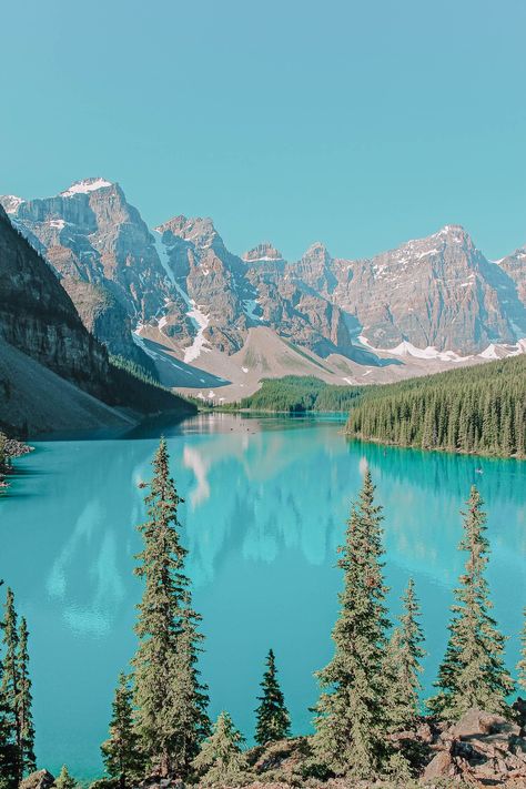 12 Best Things To Do In Banff, Alberta Aloita Resort, Alberta Banff, Things To Do In Banff, Alberta Travel, Canada Alberta, फोटोग्राफी 101, Banff Canada, Banff Alberta, Couple Travel