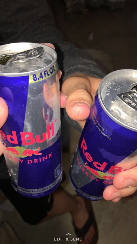 Energy Drinks Red Bull, Red Bull Drinks, Red Bull Energy Drink, Red Bul, Alcohol Party, Alcohol Aesthetic, Food Drink Photography, Mood Instagram, Photos Tumblr