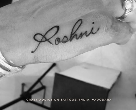 I love this!!!! Roshni Name Tattoo, Roshni Name Wallpaper, My Name Tattoo, Cool Henna, Cool Henna Designs, Downtown Photography, Love Wallpaper Download, Black Paper Drawing, Text Logo Design