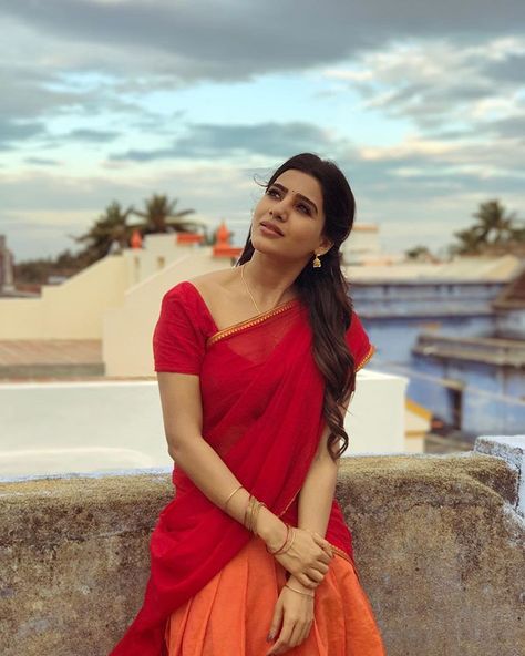 Samantha Actress, Samantha In Saree, Samantha Akkineni, Female Photography, Samantha Images, Samantha Pics, Samantha Ruth, Samantha Photos, Saree Poses