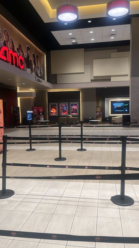 Amc movie theaters/ Sumemr goals. Amc Aesthetic, Kay Core, Amc Cinema, Amc Theaters, Plan Movie, Amc Movie Theater, Movies Theater, Movie Theater Aesthetic, Pvr Cinemas