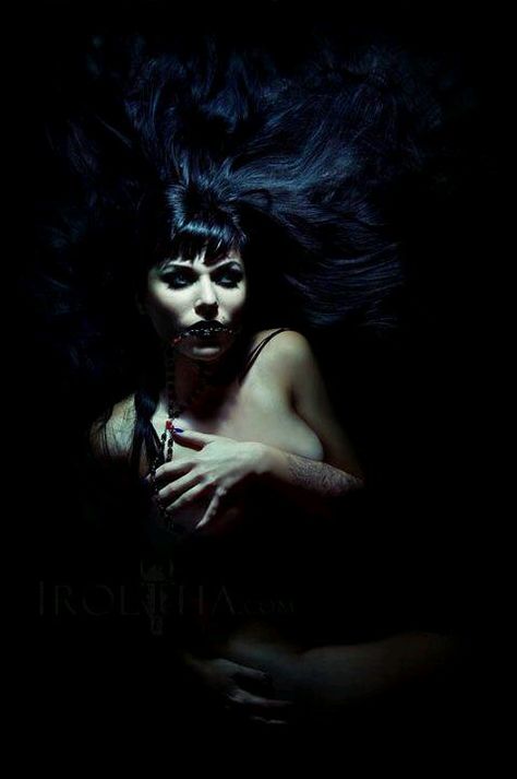 .... Decora Harajuku, Dark Beauty Photography, Alternative Model, Dark Beauty Magazine, Gothic Vampire, Lingerie Photoshoot, Dark Arts, Dark Gothic, Beauty Magazine