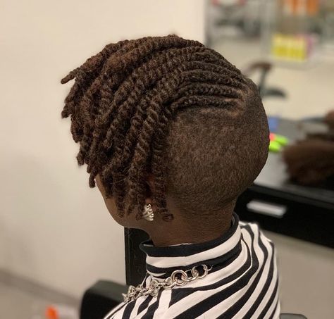 Nubian Twists Short, Crochet Hairstyles For Short Hair, Women Shaved Head Hairstyles, Undercut Braids Hairstyles, Shaved Side Hairstyles Short, Short Two Strand Twist Locs, Shaved Sides With Braids, Box Twists Hairstyles, Shaved Side Hairstyles African American