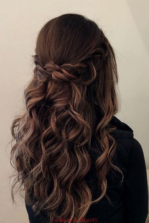 28 Captivating Half Up Half Down Wedding Hairstyles---brunette wedding hairstyle with braids and natural curls, boho weddings, vintage weddings, spring fall and winter weddings Wedding Hair Down, Rambut Brunette, Braid Crown, Wedding Hair Brunette, Kadeřnické Trendy, Wedding Hair Half, Wedding Hairstyles Bridesmaid, Quince Hairstyles, Crown Braid