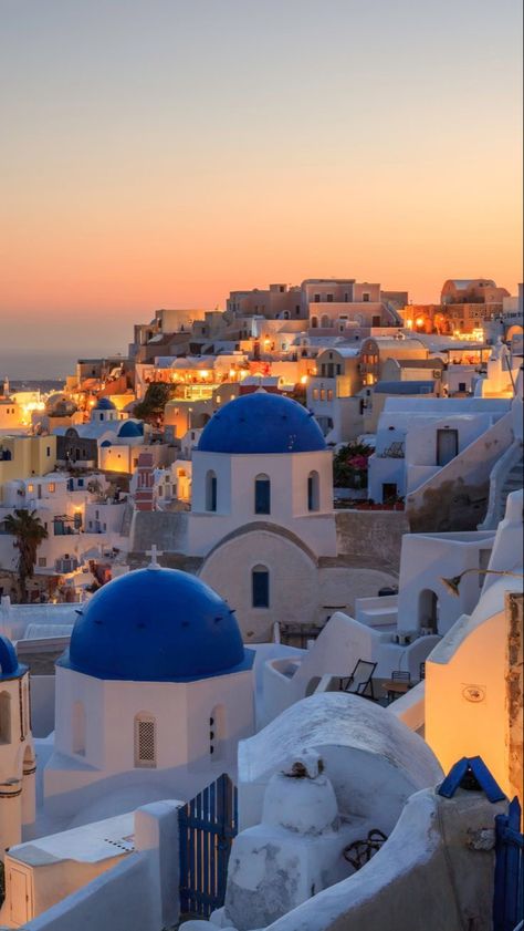Greece Holiday, Holiday Places, Grecia Aesthetic, Grecia Santorini, Santorini Grecia, Greece Vacation, Dream Vacations Destinations, Dream Travel Destinations, Santorini Greece