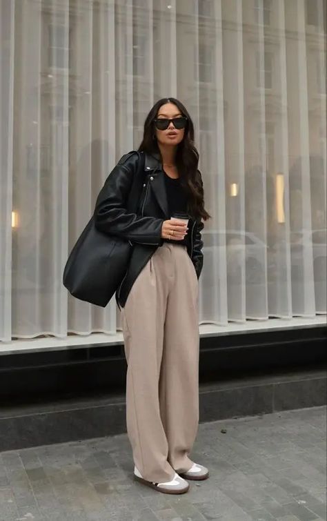 Fall Outfits for Women 2024 Trends 27 Ideas | Stylish Looks & Fashion Tips Fashion Inspo Outfits Autumn, Boston Street Style Fall, Fall Fashion Nyc Street Style, Women’s Style Fall 2024, 2024 Fall Aesthetic, Autumn Trousers Outfit, Fall London Outfits 2024, Nyc 2024 Fashion, Fall Fits Aesthetic 2024