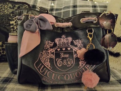 The Juicy Couture Daydreamer Inspired Tote Bag I got off of AliExpress for $20 @MetalCatatonic Juicy Couture, Couture, Juicy Couture Daydreamer, Juicy Couture Bag, Juicy Couture Bags, Couture Bags, Fashion Inspo, Tote Bag, Quick Saves