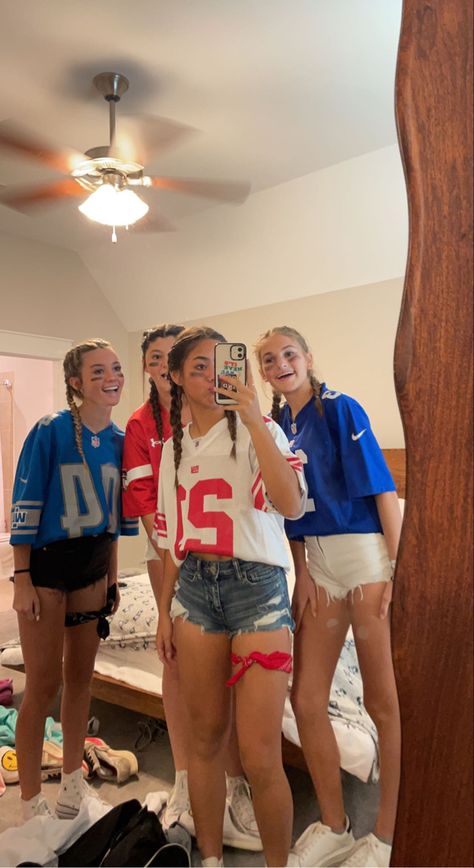 Matching Halloween Costumes For Besties Preppy, Football Game Fall Outfits, Football Players For Halloween, M&m Outfit, Jersey Day At School, Class Color Day Spirit Week Outfits, Middle School Costumes Halloween, Jersey Out Football Theme, Things To Wear To A Football Game