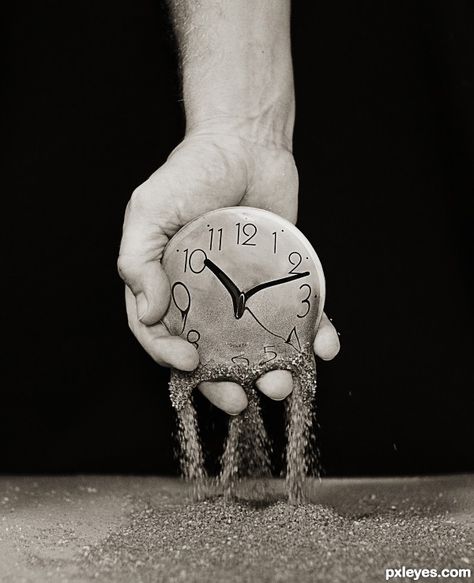 Sand of Time - art created by Gadion Ticks, What Element Are You, Hand Photography, Time Photography, Tableau Art, Conceptual Photography, Time Art, Photography Contests, Jolie Photo