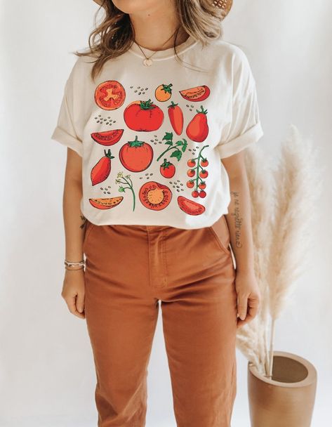 San Jose, Fruit Outfits, Tomato Shirt, Gardening Clothes, Fruit Shirt, Etsy Clothes, Cottagecore Shirt, Cottagecore Clothing, Botanical Shirt
