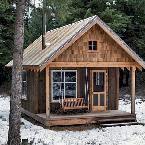 Log Cabin Homes, Tiny Cabins, Small Cabin In The Woods, Casa Hobbit, Wooden Cabin, Log Cabin Ideas, Small Log Cabin, Guest Cabin, Little Cabin