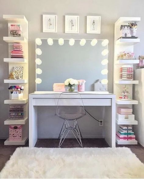 बेडरूम डिजाइन, Vanity Set Up, Organization Shelves, Bilik Idaman, Makeup Room Decor, 2019 Makeup, Bedroom Decor For Teen Girls, Vanity Room, Bilik Tidur