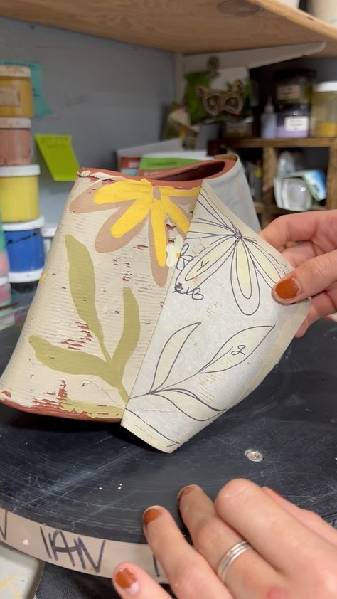 lakynbowman_art on Instagram: I wanted to share this process in “real time.” My other videos always get sped up to keep up with the attention span and to fit the process… Monoprinting On Clay, Pottery Finishes, Pottery Slips, Ceramic Lessons, Glaze Inspiration, Abstract Pottery, Glazing Pottery, Glaze Techniques, Pottery Slip