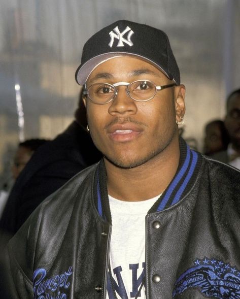 @vinylfeud American Actors, Ll Cool J 90s, Ll Cool J, American Rappers, Record Producer, Aesthetic Fashion, Rappers, Songwriting, Rap