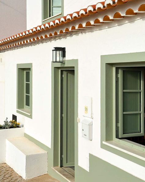 Casa da Oliveira - Monte Branco - Boutique Algarve, Modern Beach Home, Faro Portugal, Beach House Rental, Quality Over Quantity, Vert Olive, Classic Home, Family Getaways, Small Hotel