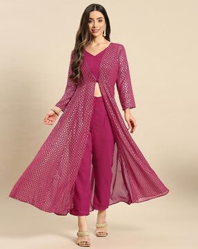 Check out Mabish By Sonal Jain Pants Suit Set with Printed Jacket on AJIO's ongoing All Stars Sale! Kurta Set With Shrug, Shrug Suits Indian, Kurta With Shrug For Women, Indowestern Outfits Partywear, Long Jacket Pattern Indian Dress, Shrug Set For Women, Long Jacket Style Suits For Women Indian, Indowestern Outfit For Women, Crop Top With Shrug And Pant