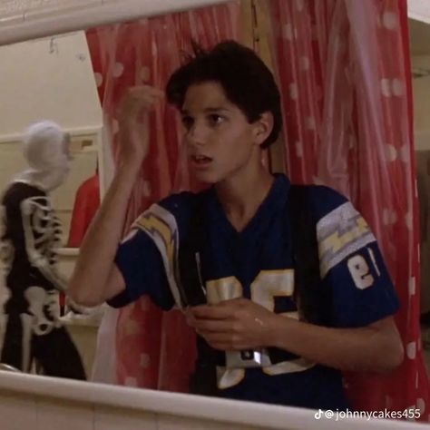 Daniel Larusso Shower Costume, Ralph Macchio Daniel Larusso, Daniel Larusso Costume, Ralph Macchio Pfps, I Heart Ralph Macchio, Daniel Larusso Aesthetic, Ralph Macchio Hot, Ralph Macchio Now, Young Ralph Macchio