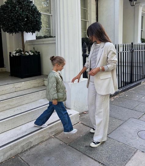 Matching Mommy Son Outfits, Mommy Son Outfits, London Kids, City Mom, Mother Daughter Fashion, Mommy Outfits, Mum Fashion, Mommy And Son, Dear Daughter
