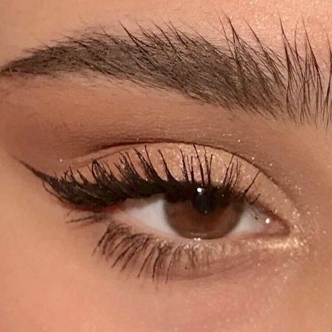 No Make Up Make Up Look, Dag Make Up, Shimmery Makeup, Flot Makeup, Eye Makeup Images, Neutral Eye Makeup, Smink Inspiration, Prom Eye Makeup, Cute Eye Makeup