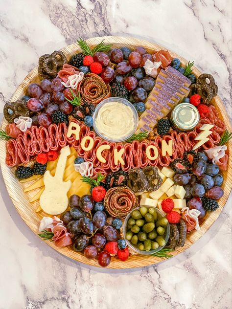 Rock And Roll Charcuterie Board, Music Themed Charcuterie Board, Born To Rock Birthday Party Food, Rock And Roll Themed Food, Music Themed Food Ideas, 90s Charcuterie Board, Rock N Roll Party Food, Buccees Birthday Party, Rock And Roll Theme Party Food