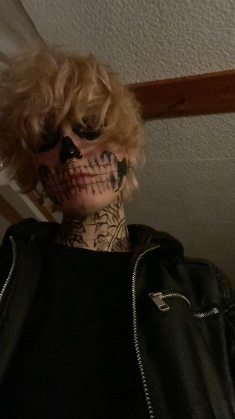 #skullmakeup #skull #skeleton tate langdon Evan Peters, 21st Century, Tate Langdon Skeleton, Tate Skeleton, Tate Langdon, Skull Makeup, Random Photos, Pop Punk, Favorite Pins