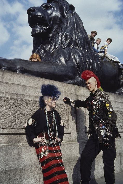 7 & 8. | 30 Vivid Photos From London’s Punk Past Punk 80s, Punk Subculture, Cultura Punk, Estilo Punk Rock, 80s Goth, British Punk, 70s Punk, 80s Punk, Arte Punk