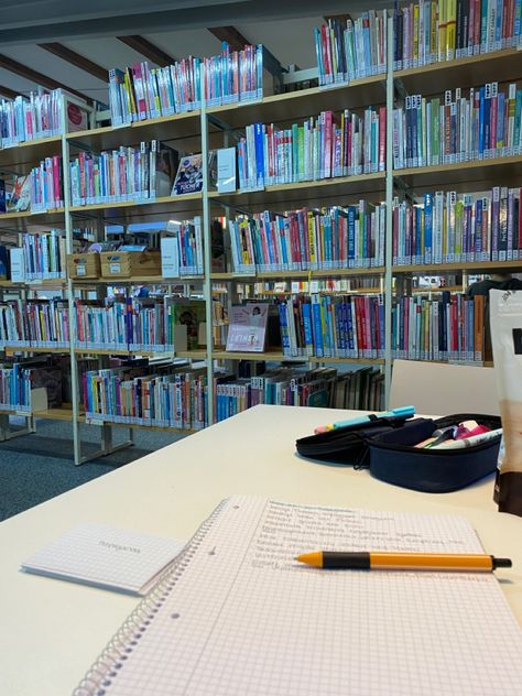 library, motivation, school Korean School Library, High School Library Aesthetic, Library Motivation, School Library Aesthetic, Studying In Library, Classroom Aesthetic, Motivation School, Book Mood, High School Library