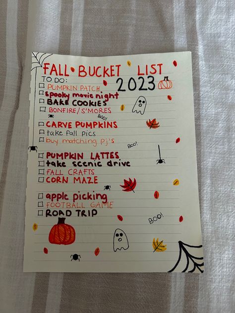 autum Cute Fall Bucket List, Spooky Season Bucket List, Spooky Bucket List, Fall Hang Out Ideas, Halloween Night Activities, Aesthetic Fall Bucket List, Summer To Fall Aesthetic, Halloween Todo List, Fall Couple Bucket List