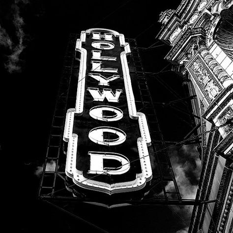 Black and White Hollywood Sign Los Angeles, Vintage Hollywood Party, Hollywood Theater, Hollywood Art, Trendy Photography, Men Are Men, Black And White Vintage, Photography Black And White, Hollywood Sign