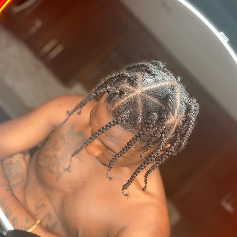 Travis Scott Hairstyle, Travis Scott Braids, Mens Twists, Mens Twists Hairstyles, Braids Men, Twists Hairstyles, Men Braids, Black Men Fashion Swag, Black Men Hairstyles