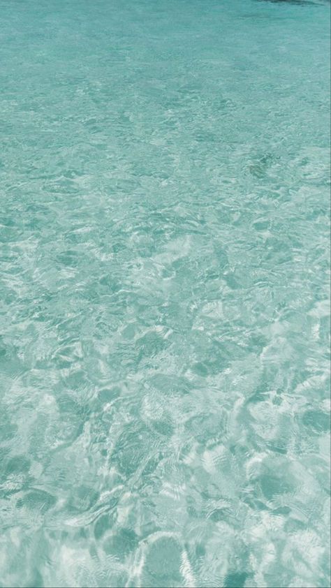 Teal Beach Aesthetic, Teal Phone Wallpaper, Blue Water Wallpaper, Minimalist Wallpaper Phone, Cute Summer Wallpapers, Ocean Backgrounds, Water Background, Summer Iphone, Wallpaper Iphone Summer