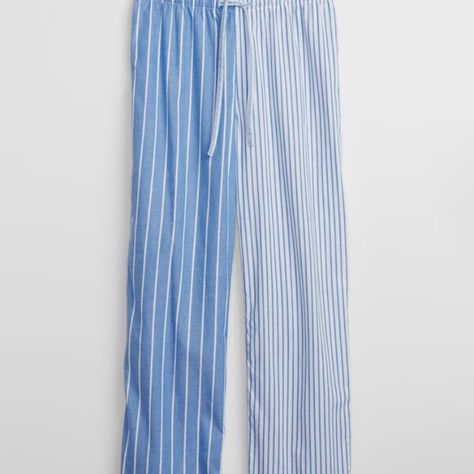 New! Gap Striped Poplin Pajama Pants. 100% Cotton. This Pattern Is So Cute And A Little Twist On A Classic! Elastic Tie Waist! Straight Sweatpants, Flannel Shorts, Cotton Pajama Pants, Pyjamas Womens, Gap Logo, Lounge Pants Womens, Flannel Pajama Pants, Womens Pajamas Pants, Pyjama Bottoms