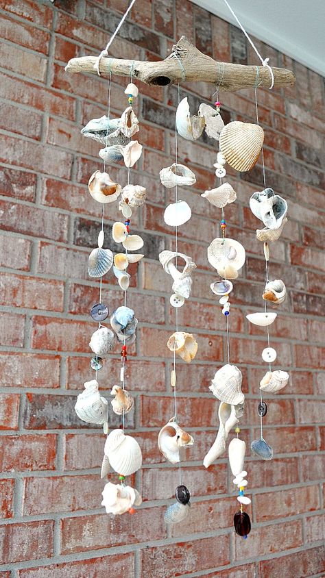 Strand Decor, Carillons Diy, Seashell Wind Chimes, Make Wind Chimes, Hantverk Diy, Diy Dekor, Deco Marine, Driftwood Diy, Shell Wind Chimes