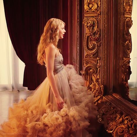 Taylor Wonderstruck commercial. || "I was enchanted to meet you." Tumblr, Taylor Swift Enchanted, Taylor Swift Dress, Taylor Swift Speak Now, All About Taylor Swift, Red Taylor, Taylor Swift Wallpaper, Long Live Taylor Swift, Taylor Swift 13