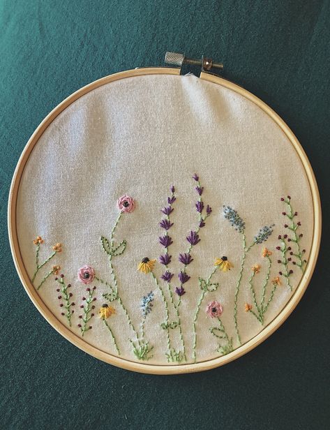 #wildflowers #embroidery #wildflowerembroidery #art #hoopart #stitchwork #flowers #flowerembroidery Couture, Dainty Floral Embroidery, Simple Flower Bouquet Embroidery, Wildflower Embroidery Tutorial, Flower Border Embroidery, Embroider Wildflowers, Wildflower Embroidery Pattern, Wild Flowers Embroidery, Embroidery Inspiration Flowers
